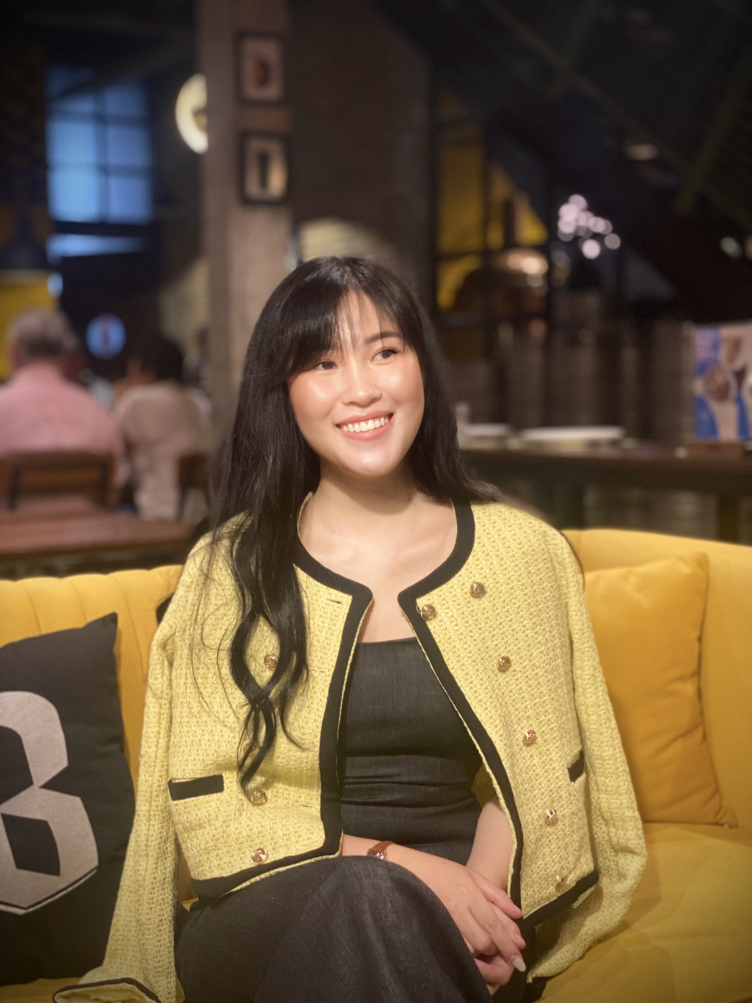 Ms. Dương Diệu Linh